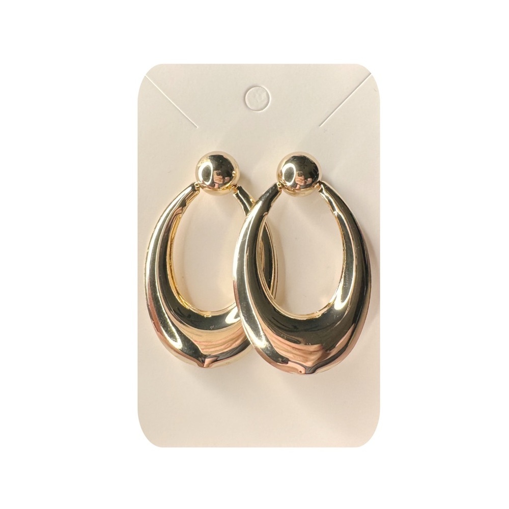 5/$25 😻 Gold Tone Drop Hoop Earrings